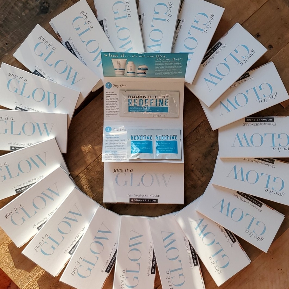 Rodan +  Fields Give it a Glow Sample Packs